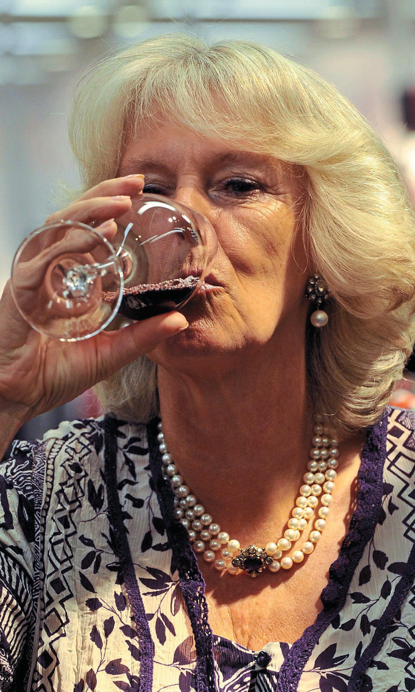 WILLIAM BANS CAMILLA'S BOOZE!