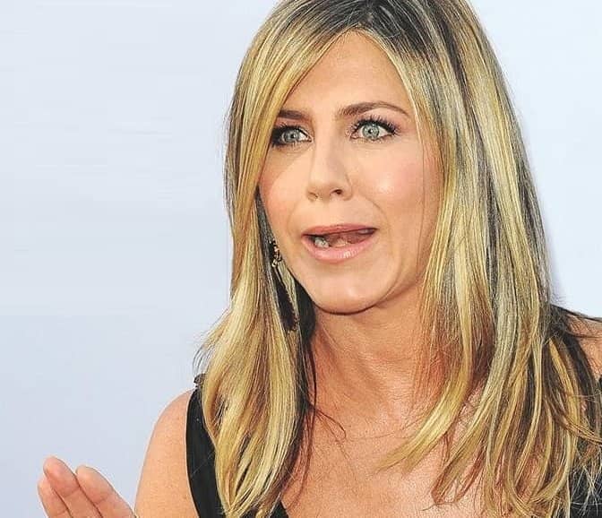 JEN NUDE PHOTO NIGHTMARE!