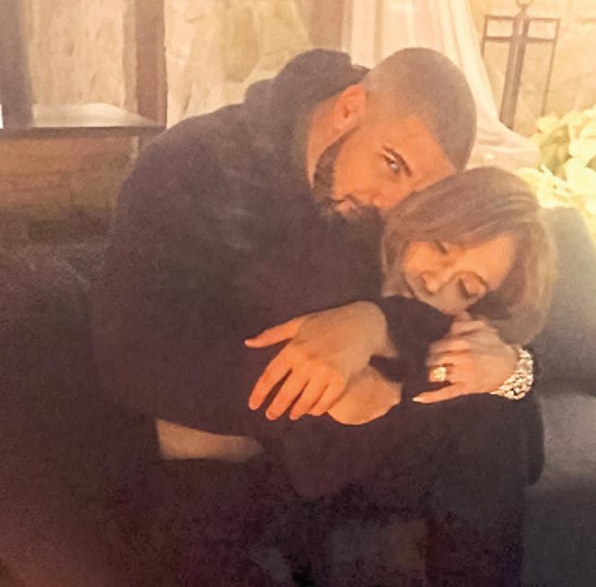 DRAKE DROOLS FOR J.LO!