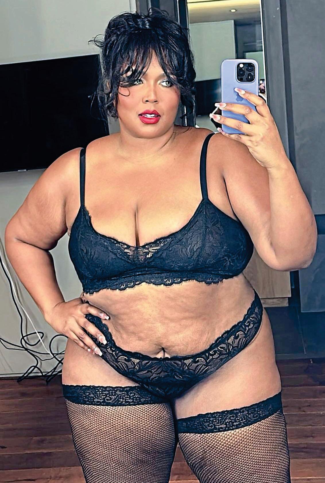 LIGHTWEIGHT LIZZO DROPS 100 LBS