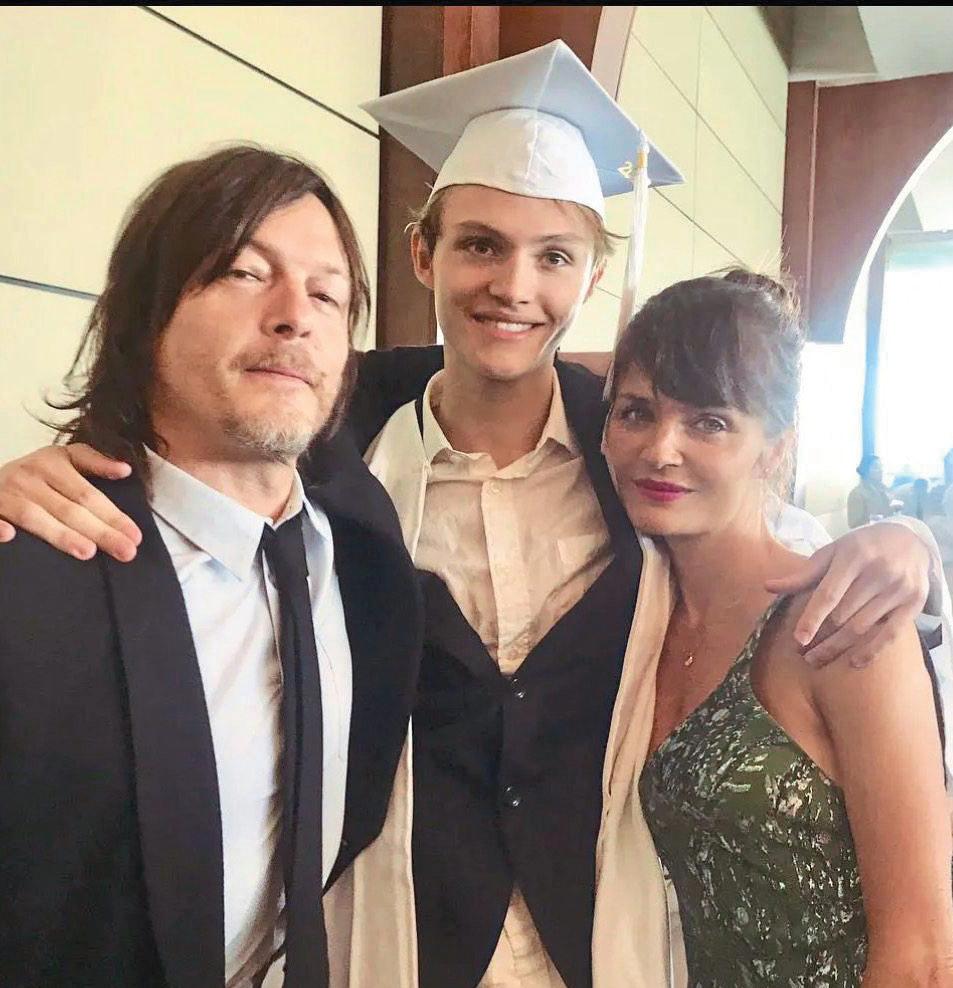WALKING DEAD KID STEPS OUT OF LINE
