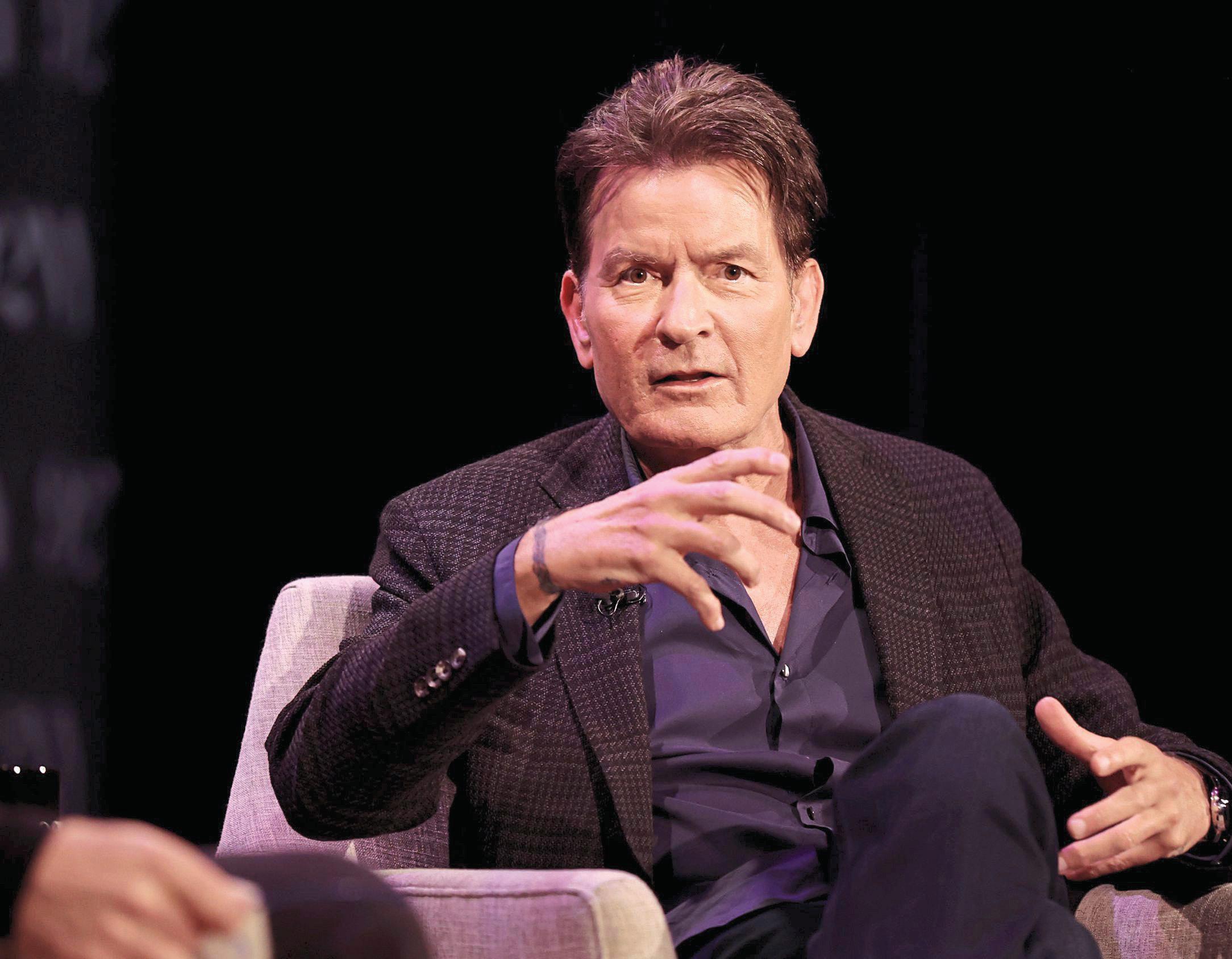 CHARLIE SHEEN'S DATING A DUDE!