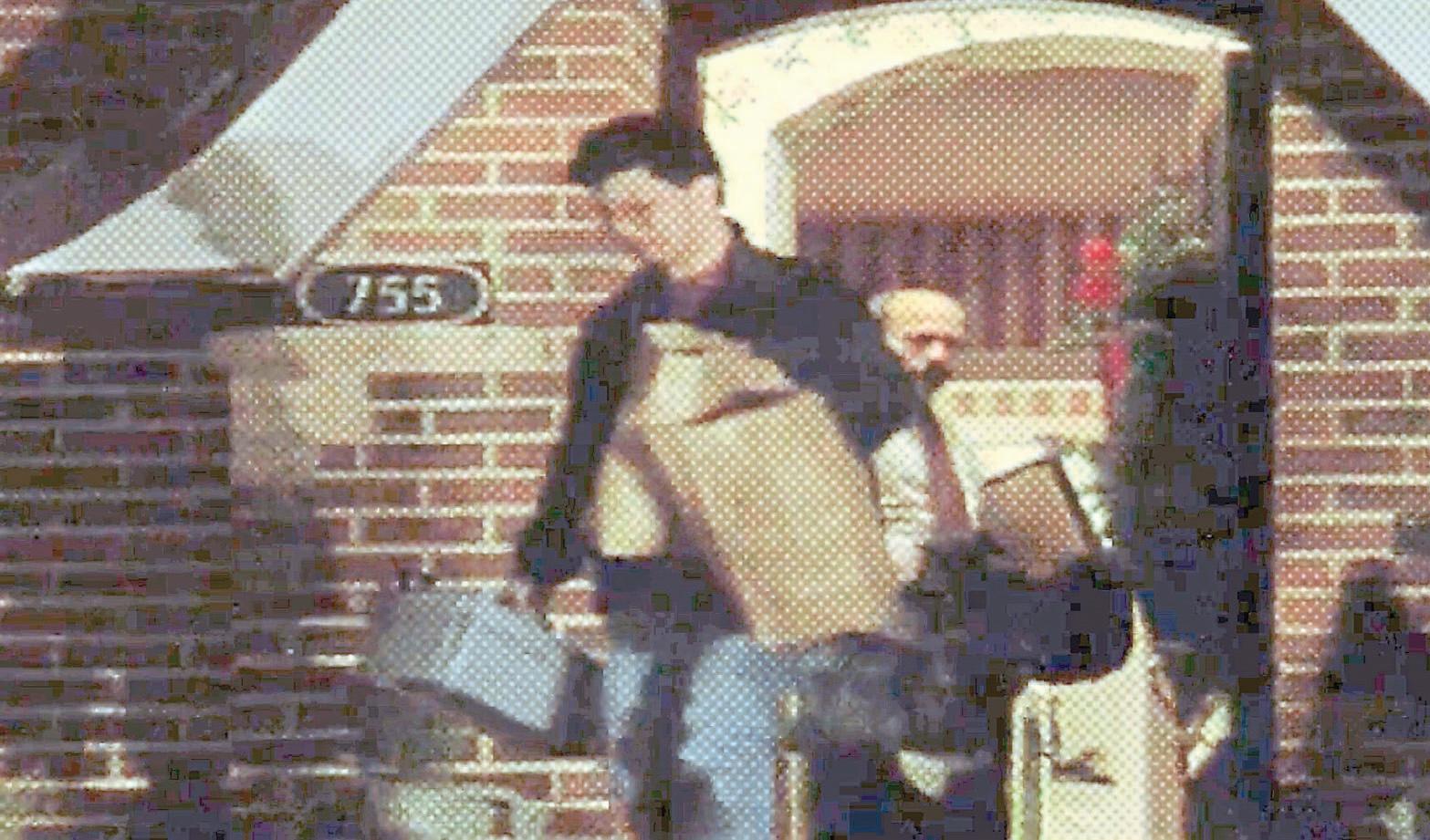 COPS BLAMED FOR BOTCHING JONBENET EVIDENCE