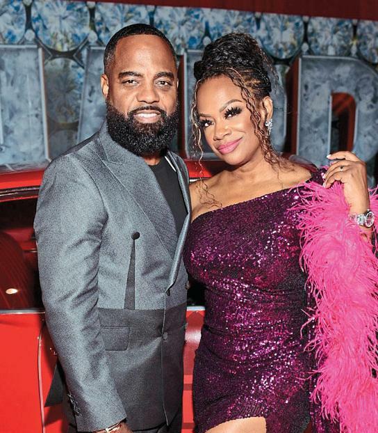KANDI KISSES OFF REAL HUSBAND