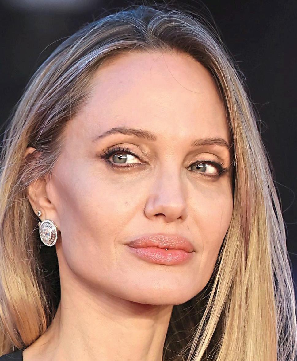 NICOLE & ANGIE FEUD EXPLODES