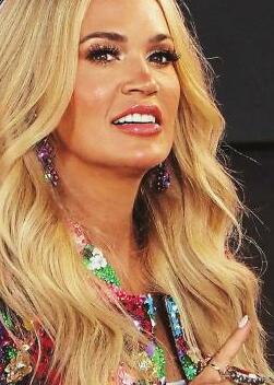 CARRIE'S IDOL QUANDARY