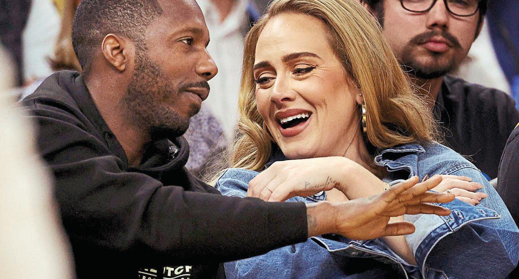 ADELE'S BABY JOY!