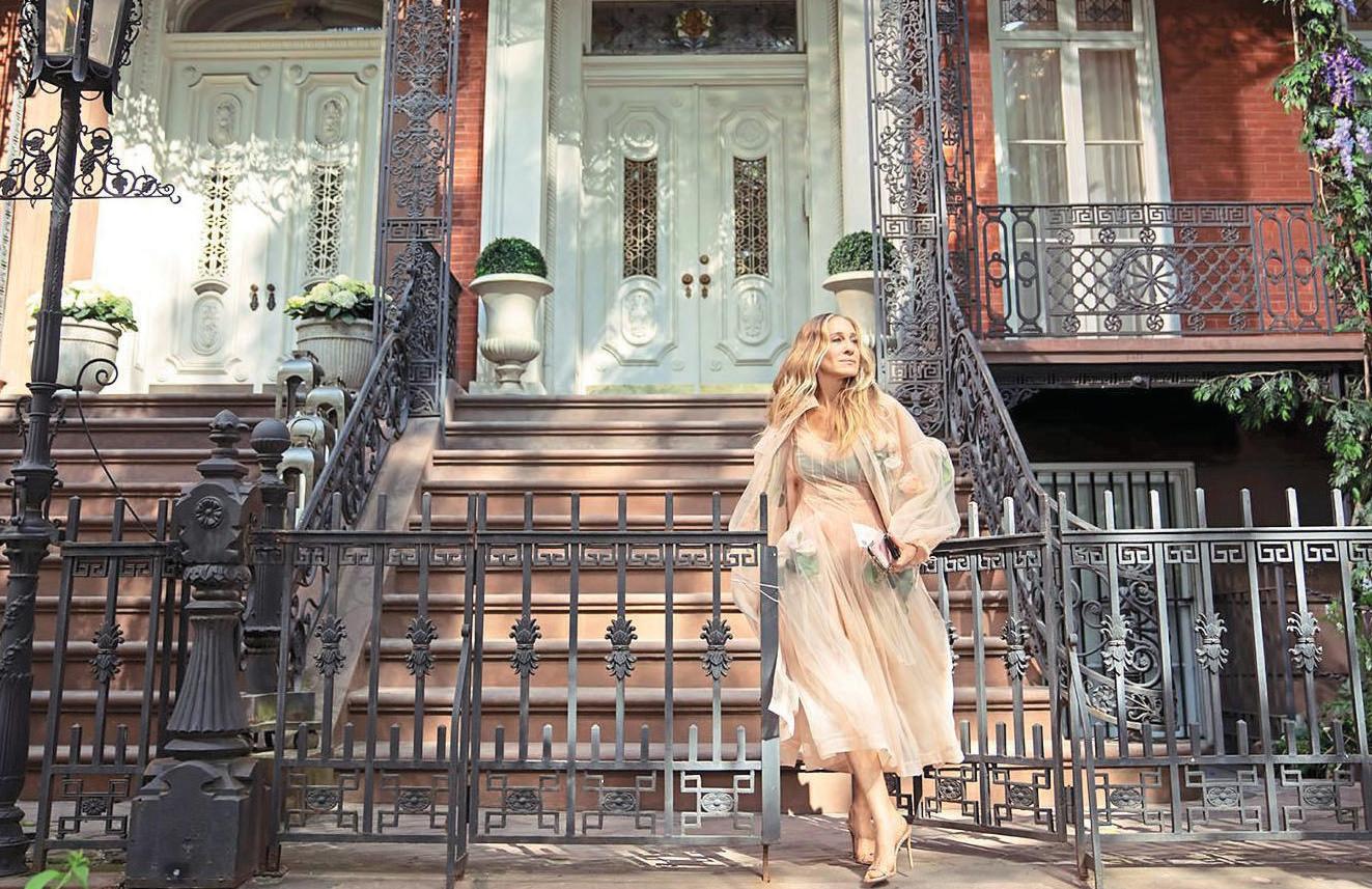 Carrie's HOUSE TOUR!
