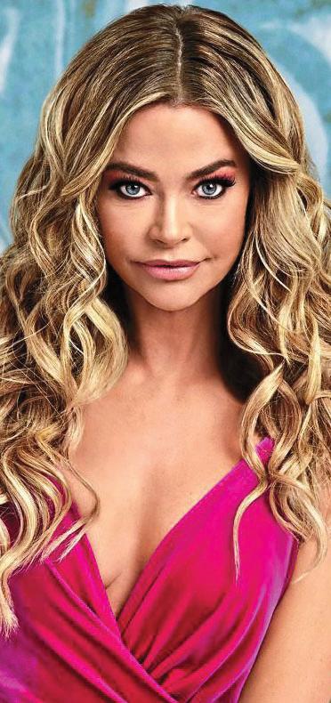 HOUSEWIVES TURN ON DENISE