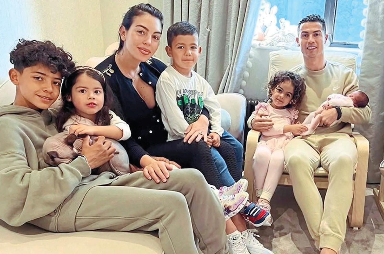 Georgina & Cristiano $5 MILLION ENGAGEMENT!