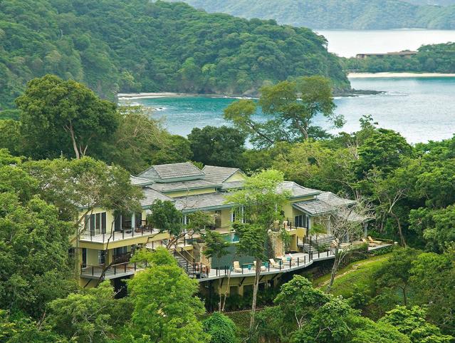 TURISMO EN COSTA RICA: ¿LA GALLINA DE LOS HUEVOS DE ORO?