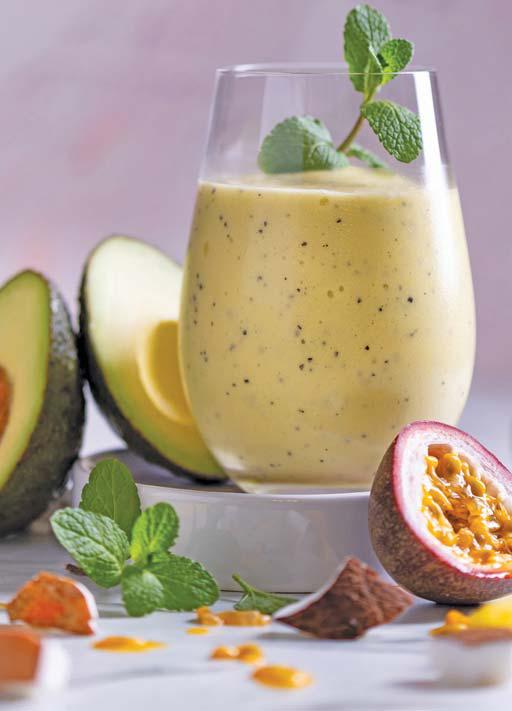 Tropical avo smoothie