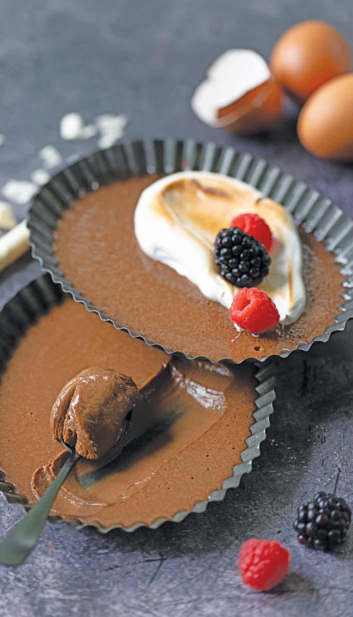 Five-ingredient chocolate pots
