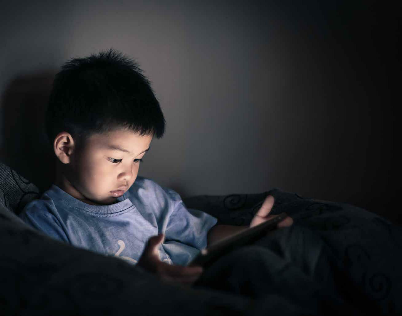 THE LINK BETWEEN SCREEN TIME AND SLEEP