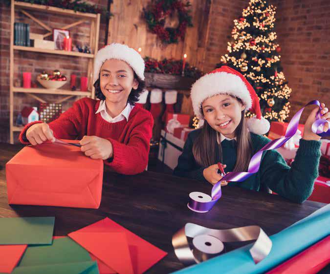 DIY FESTIVE DECORATION IDEAS FOR FAMILIES