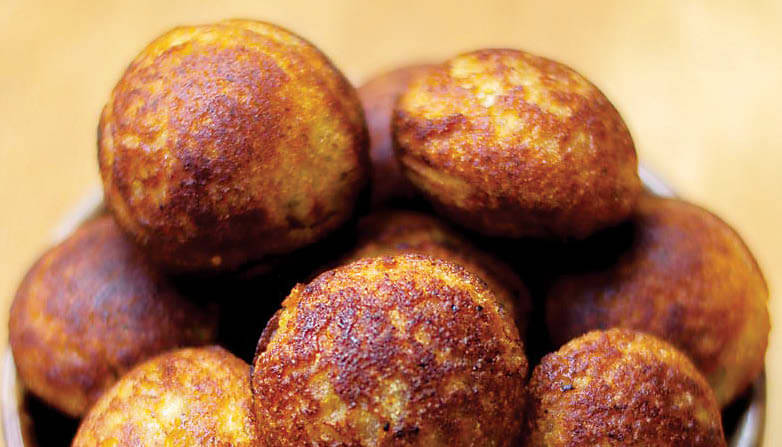 நெய் அப்பம் - நெய் முறுக்கு 