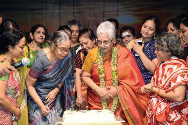 மேடைக்கு வந்த ஆன்மிகம்