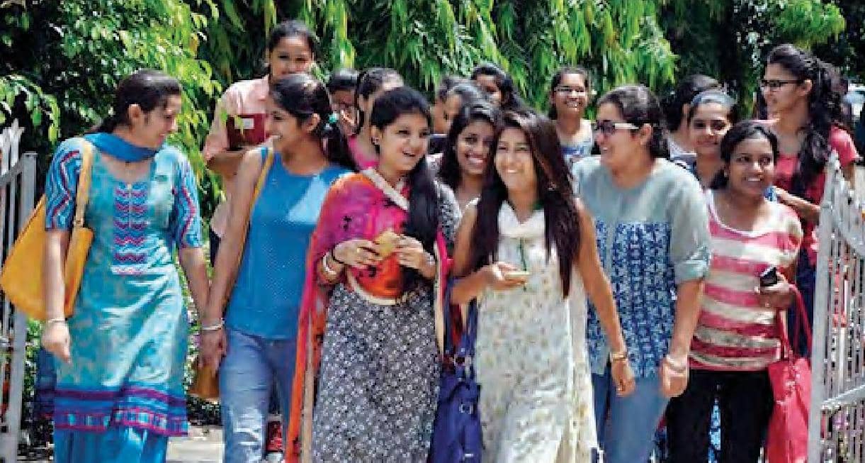 பெண்களின் தலைமைப் பண்பு உயர்விற்கு உயர்கல்வியே உரம்!