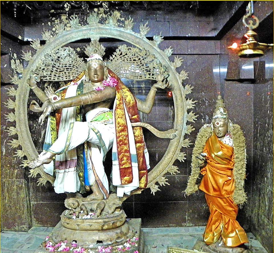 உலோகக் குழம்பில் உறைந்த நடராஜர்!