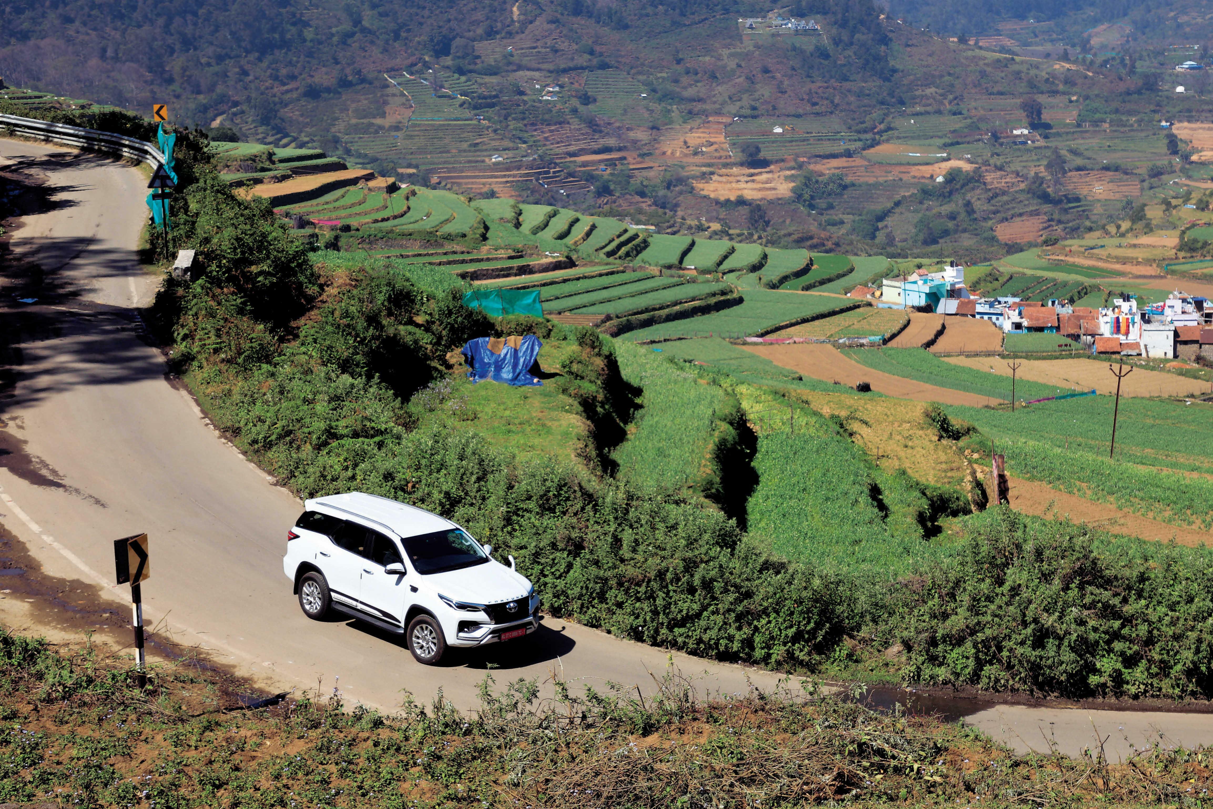 നമുക്കു ഗ്രാമങ്ങളിൽ ചെന്ന് രാപാർക്കാം...