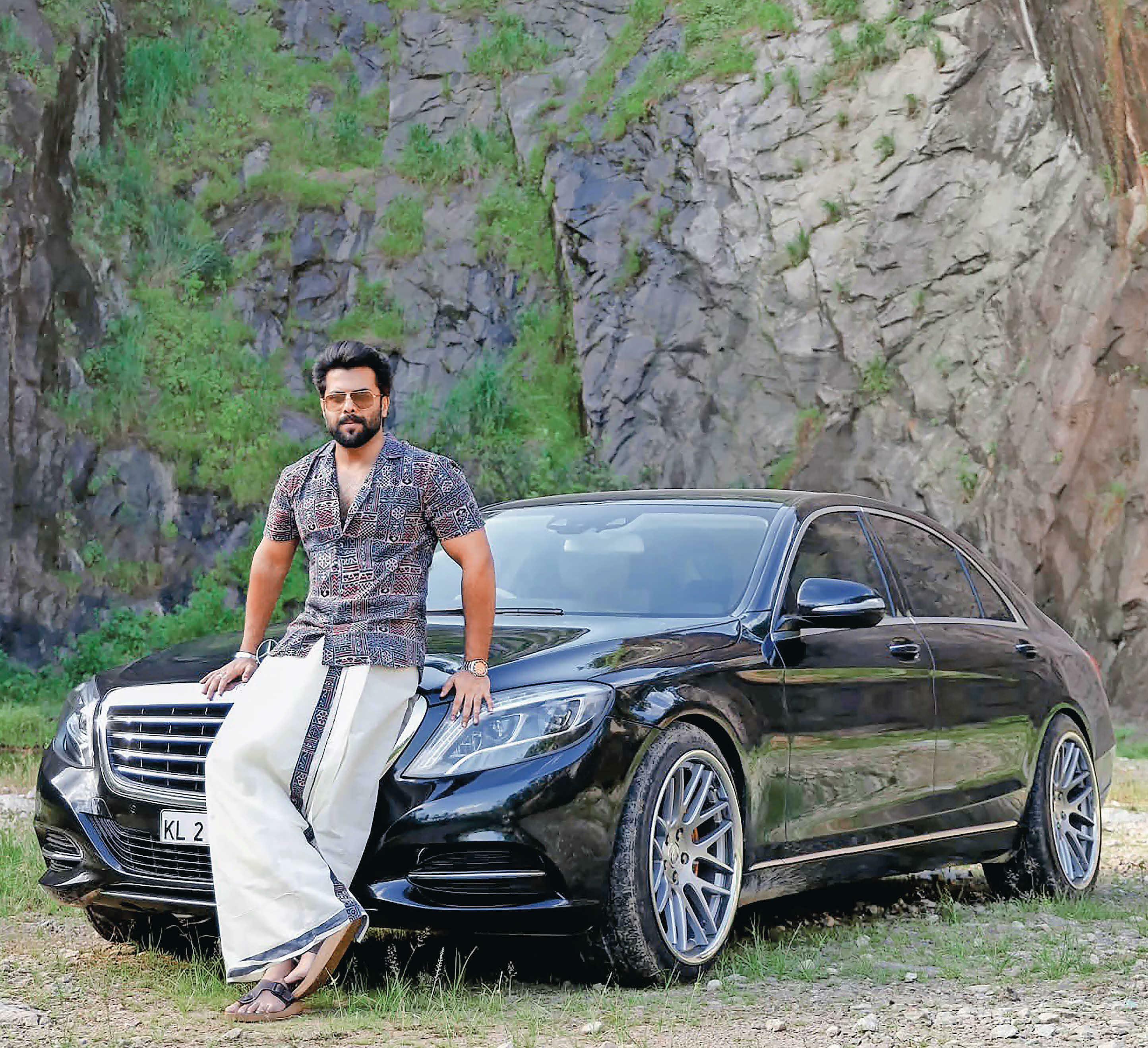വാഹനപ്രണയത്തിന്റെ ചക്രവ്യൂഹത്തിലകപ്പെട്ട അഭിമന്യു