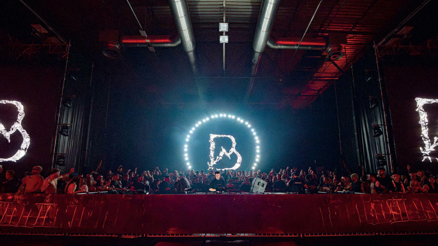 Fuego, techno y 'ravers': lo que hay detrás de Blackworks