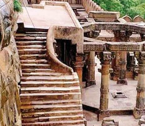कालिंजर जहाँ शिव ने विष पीड़ा को तपस्या में बदल दिया