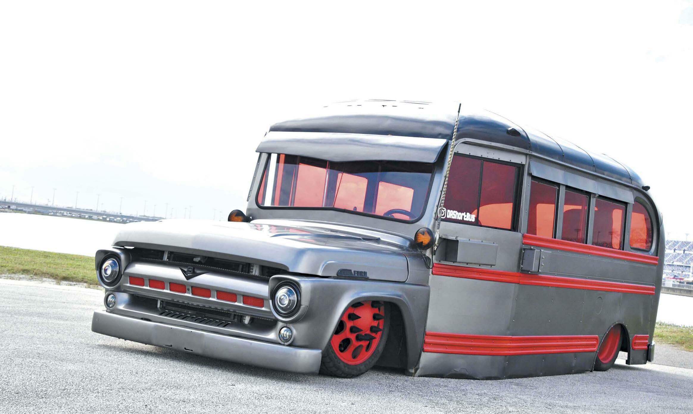 DA'SHORT BUS!