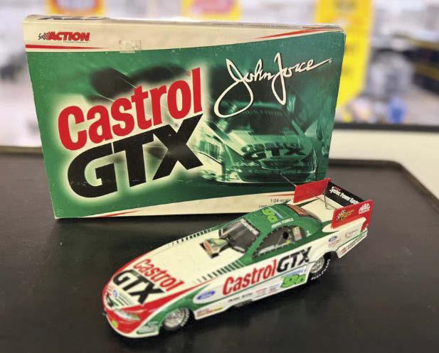 JOHN FORCE CASTROL GTX FORD MUSTANG FUNNY CAR 1:24 DIECAST | Drive