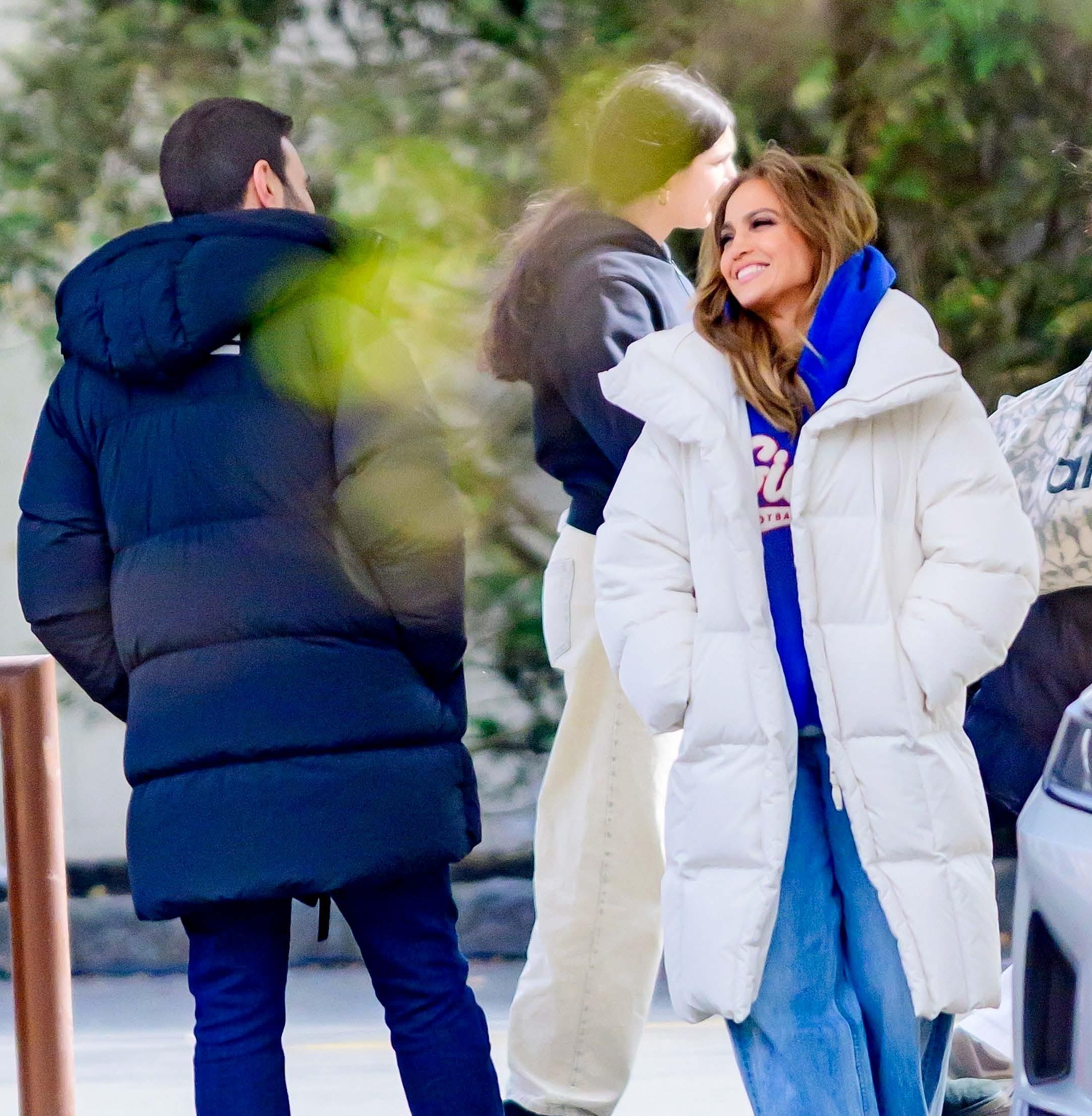 Ben who? J.LO'S OFF-SET flirt-fest!
