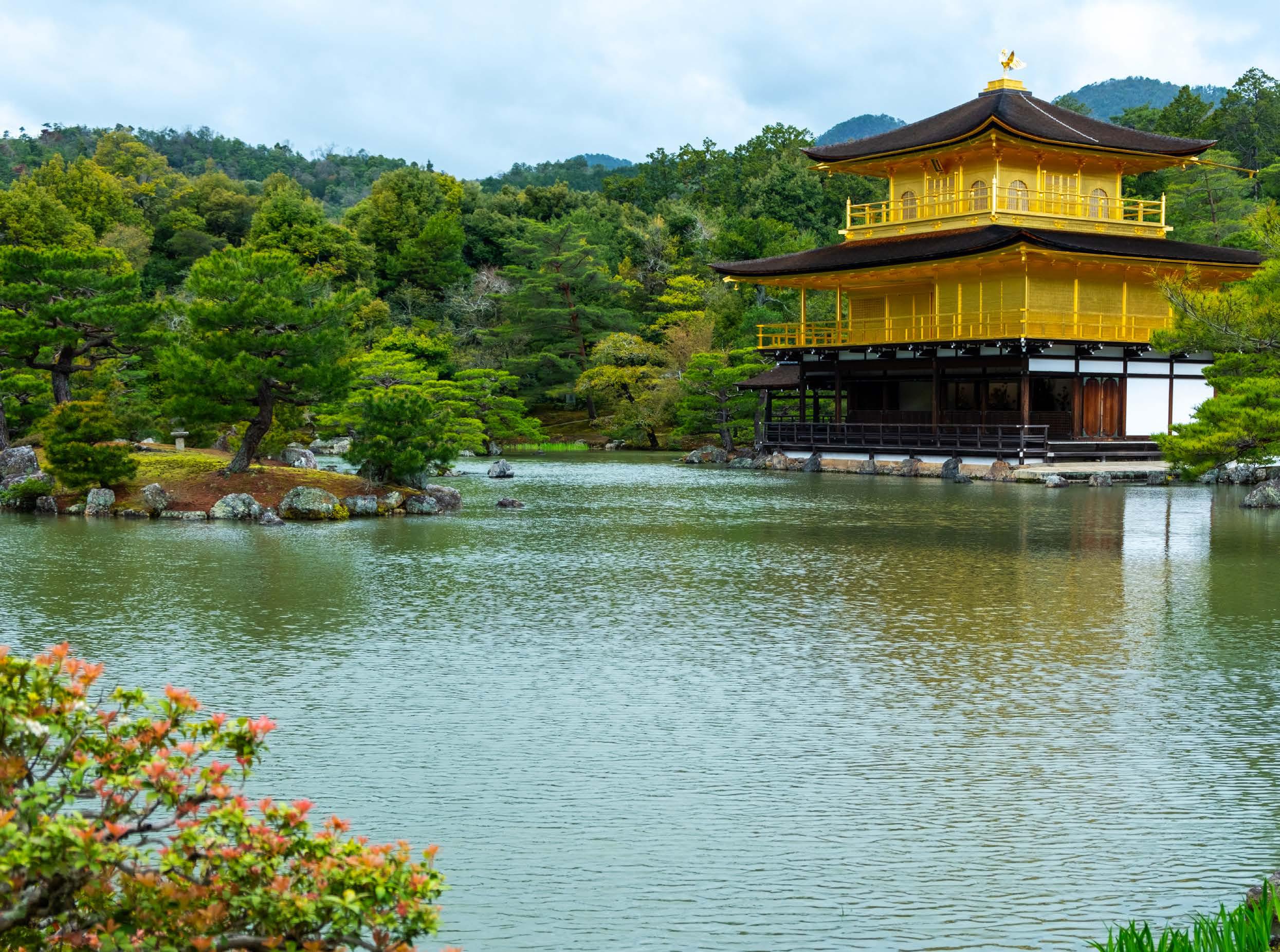Where to go in Japan Kyoto by day OSAKA BY NIGHT