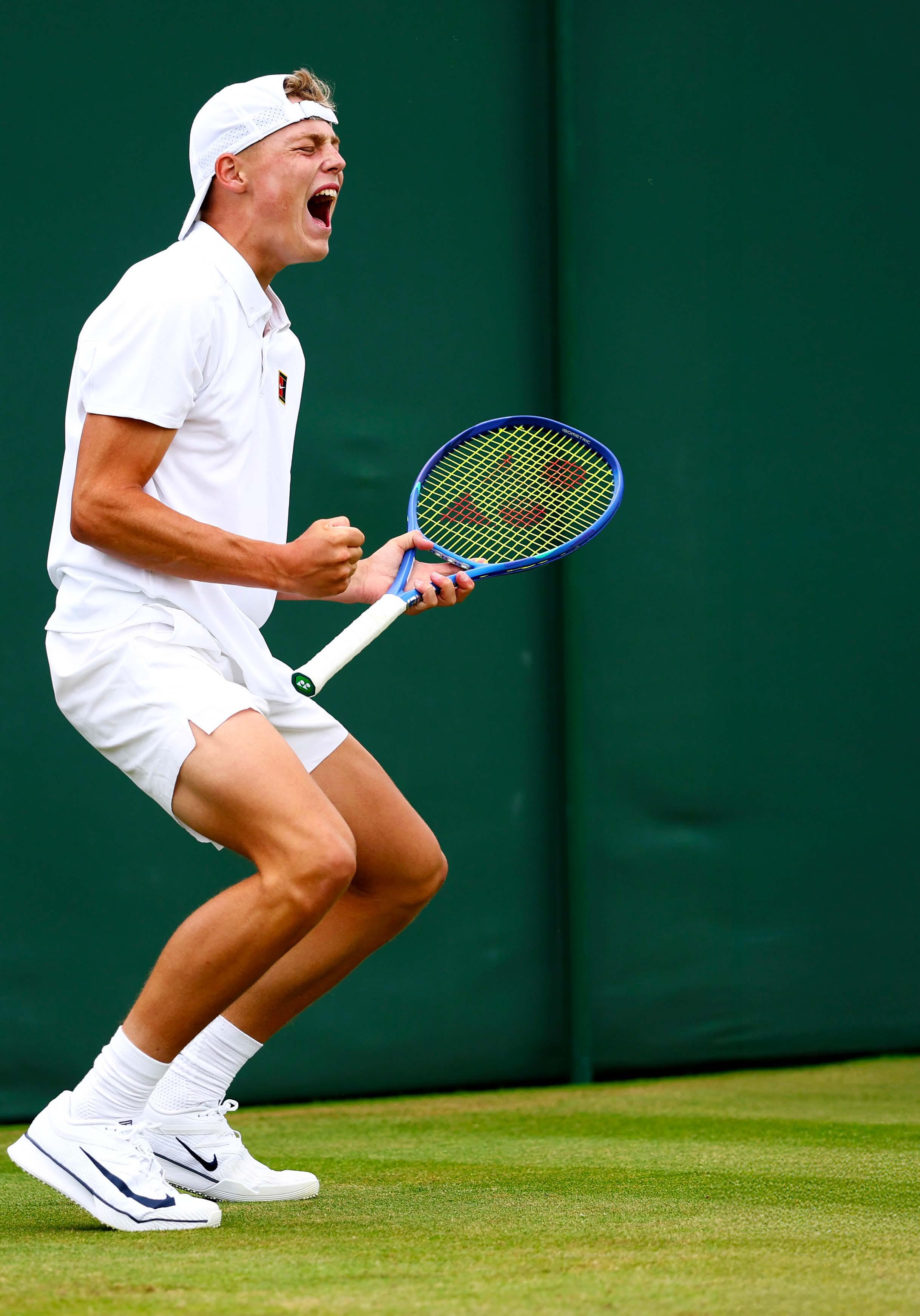 Cruz Hewitt ‘I'M NOT YOU, DAD!’