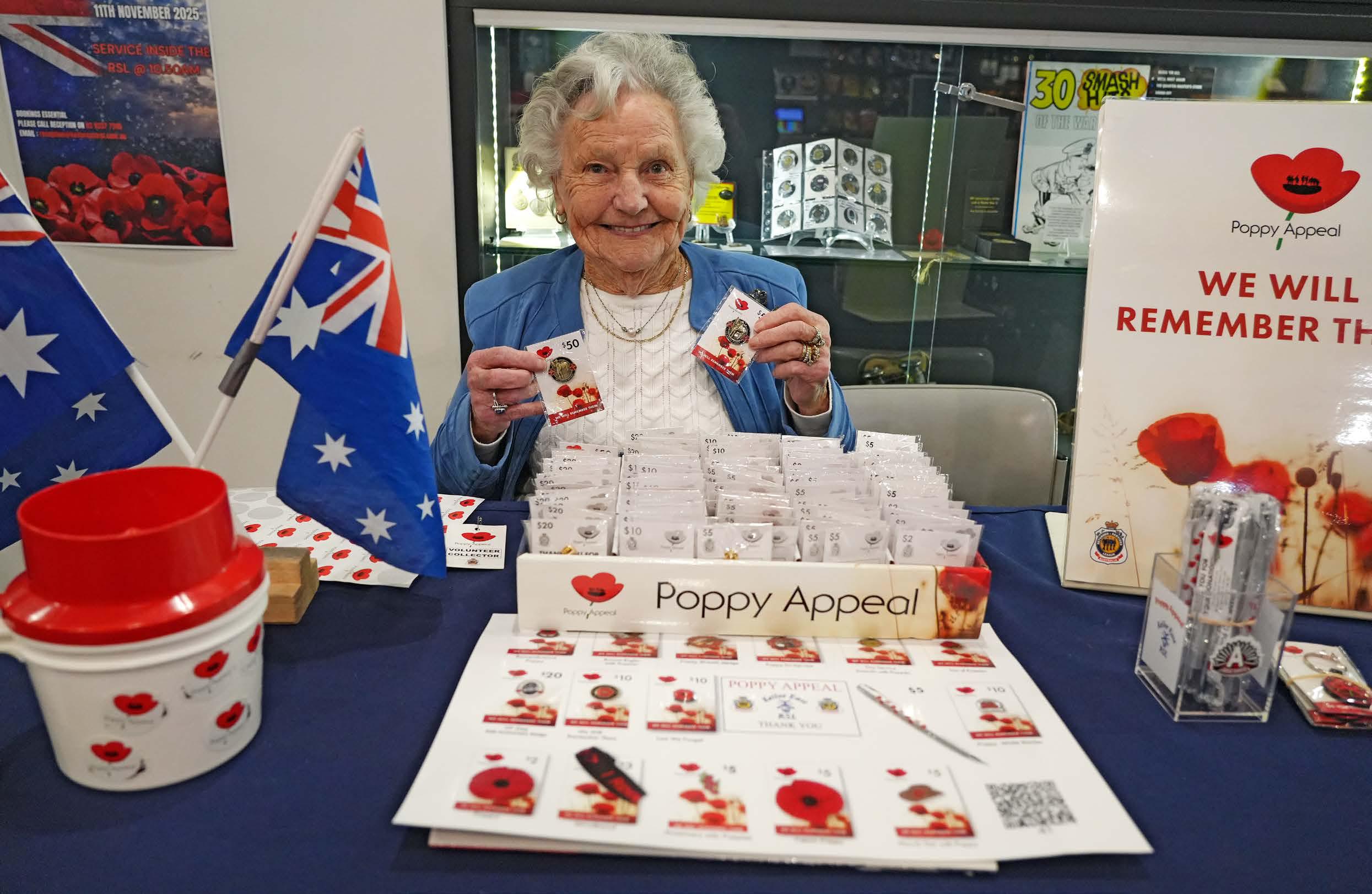 POPPY QUEEN ALVA 'I'LL SELL UNTIL I'M 100!'