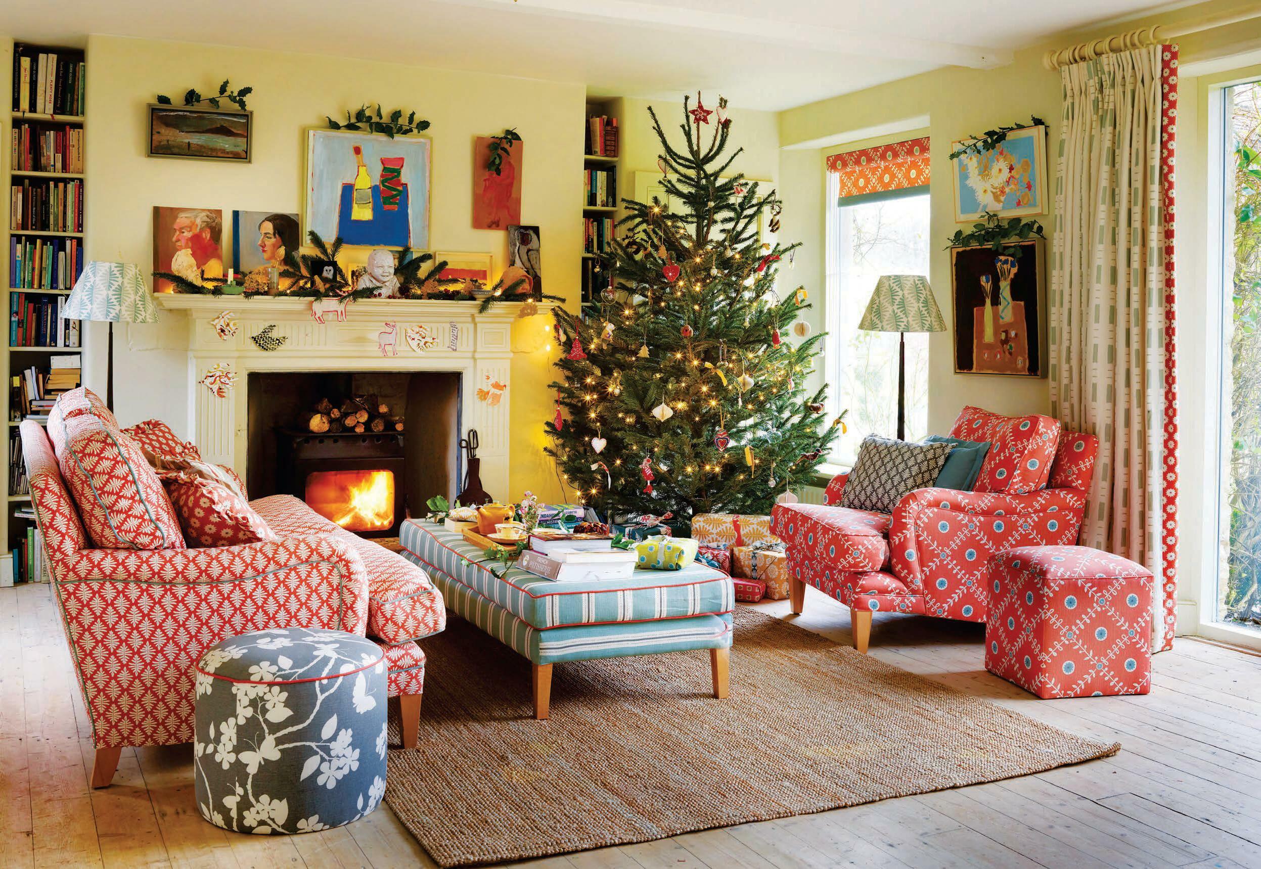 COLOURFUL CHRISTMAS