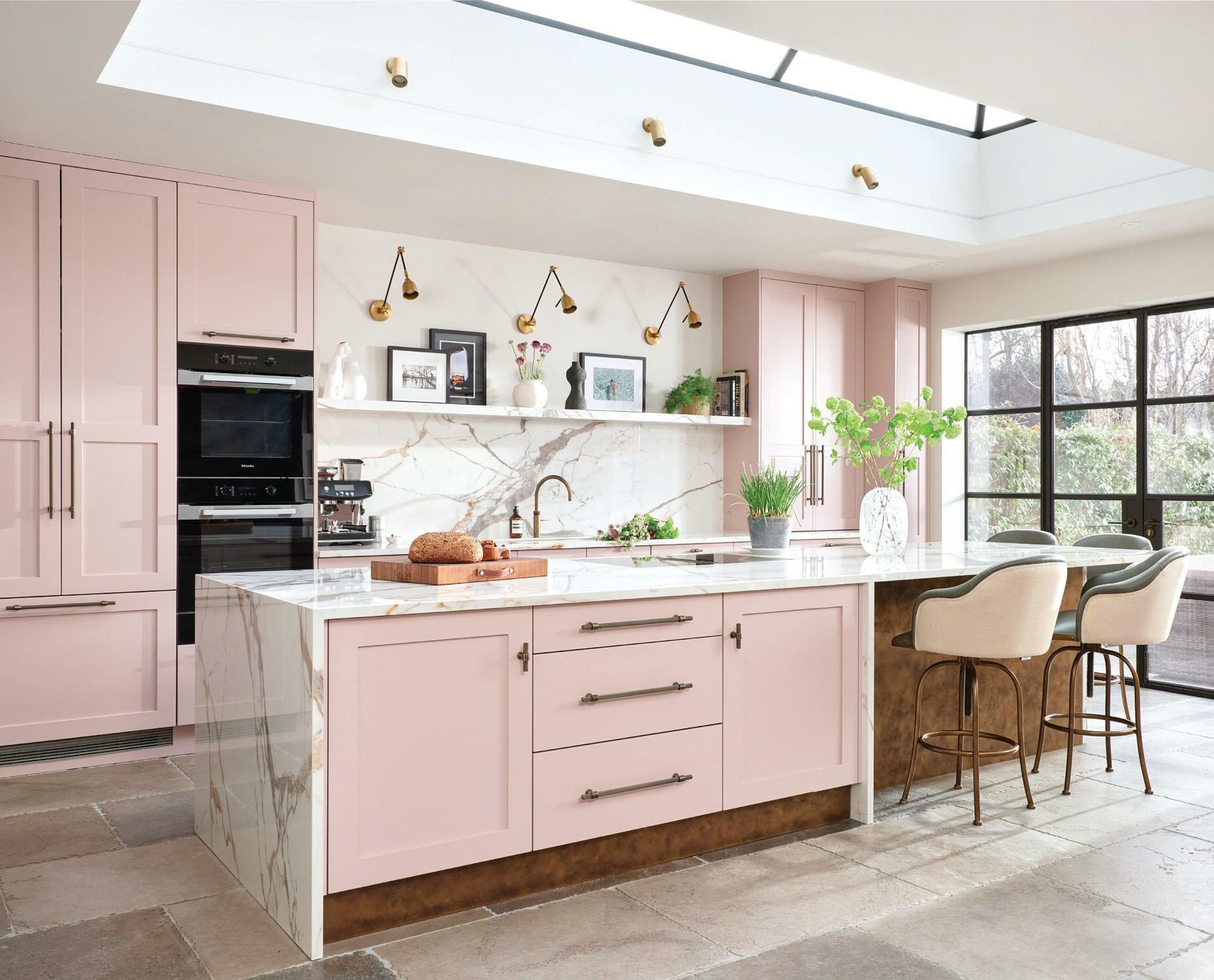 PRETTY IN PINK