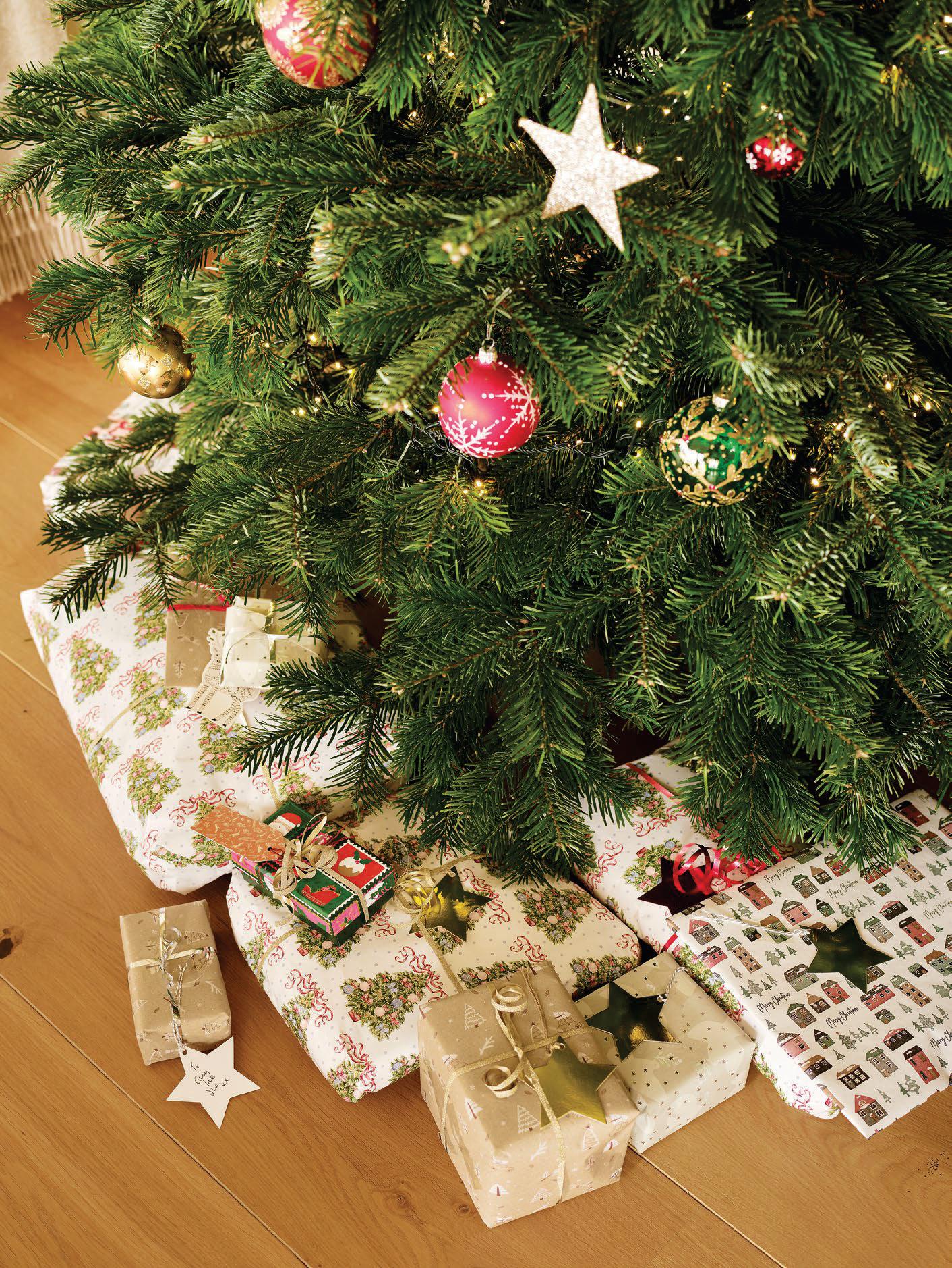 Season's GREETINGS
