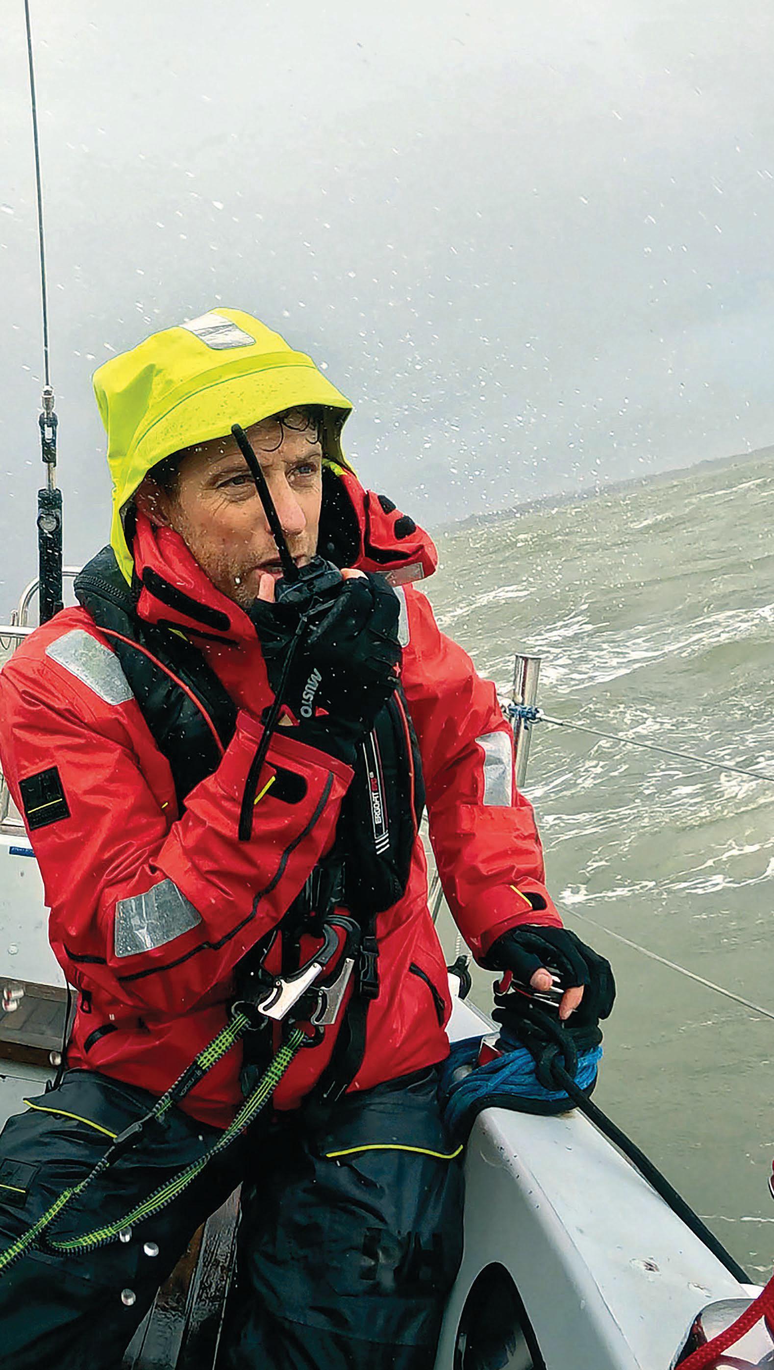How to communicate at sea