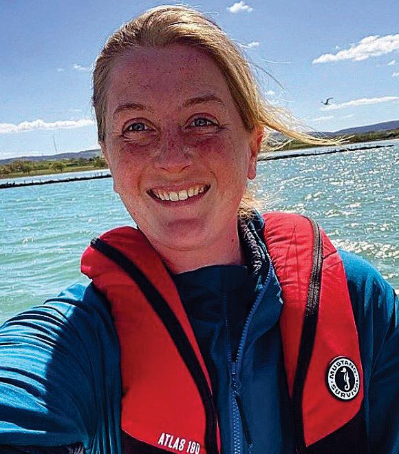 Ella casts off solo around the Arctic