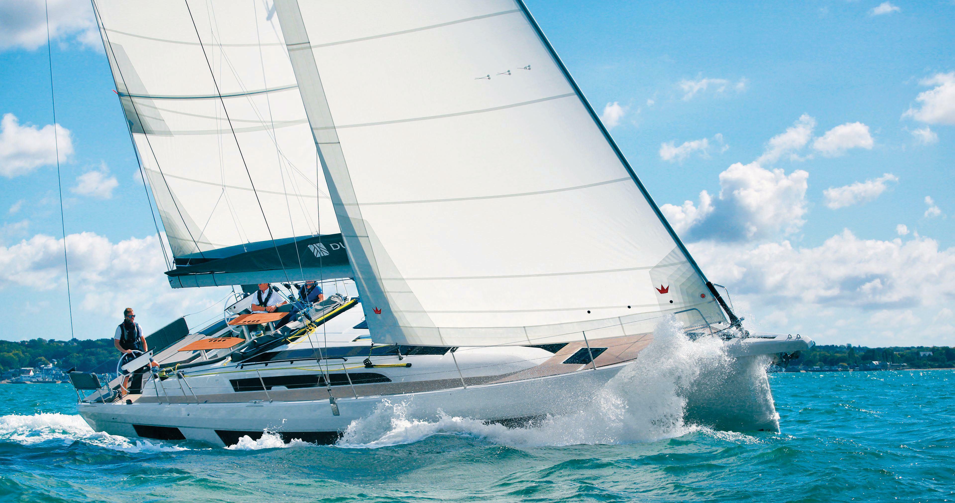 FIRST TEST DUFOUR 48