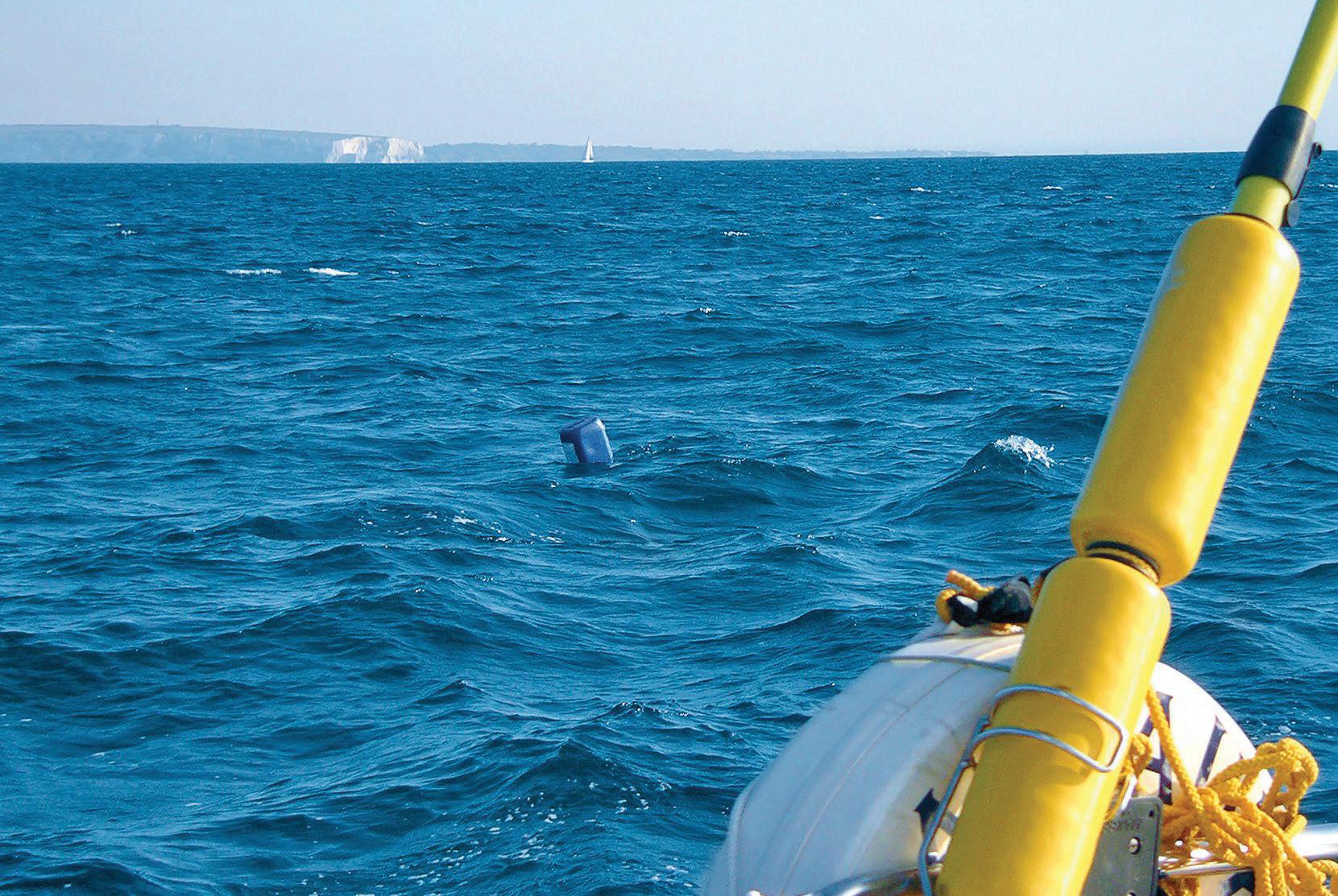 Call to report unmarked pots and fishing gear entanglements