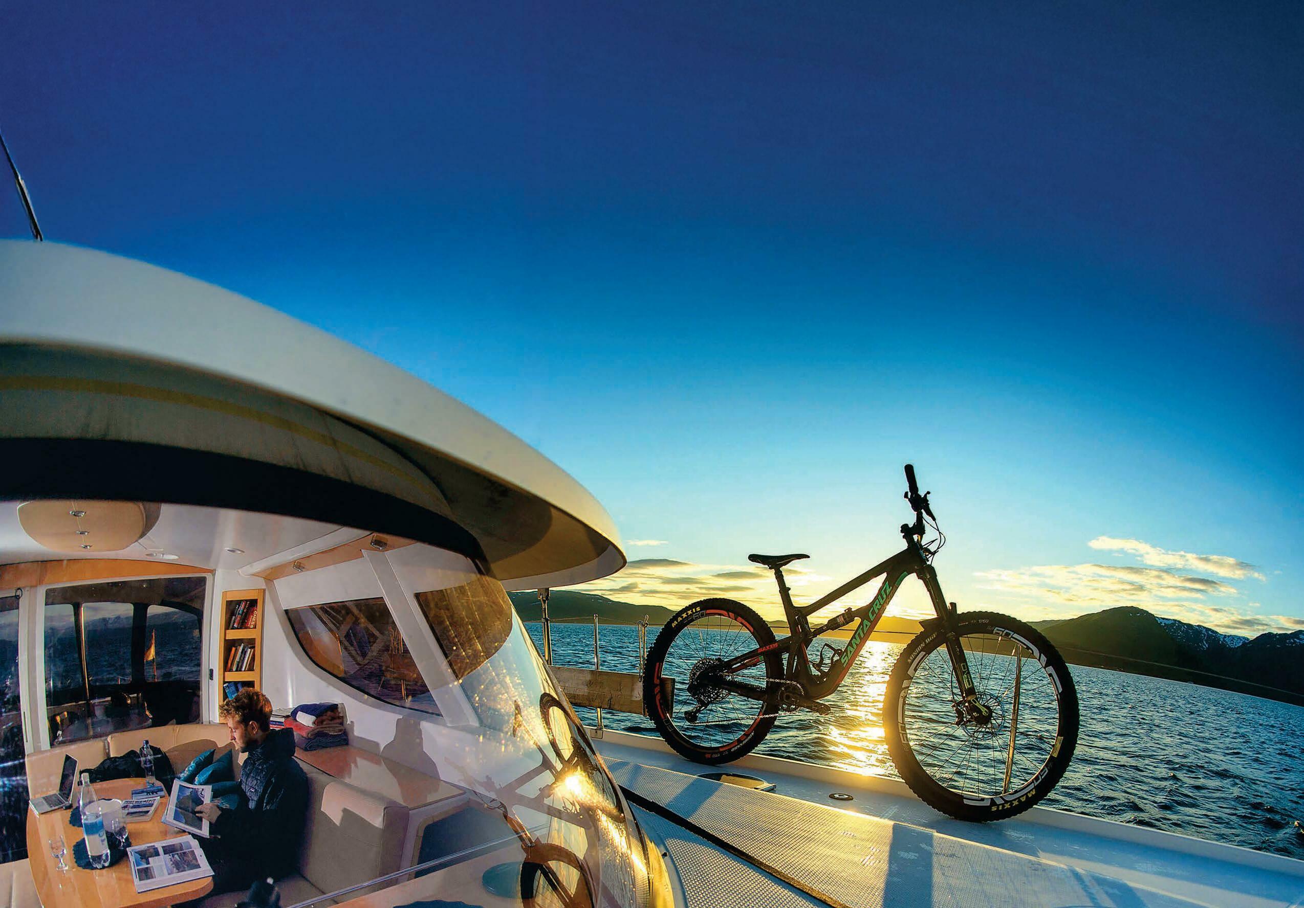 ADVENTURE WHEELS & WAVES IN THE ARCTIC CIRCLE