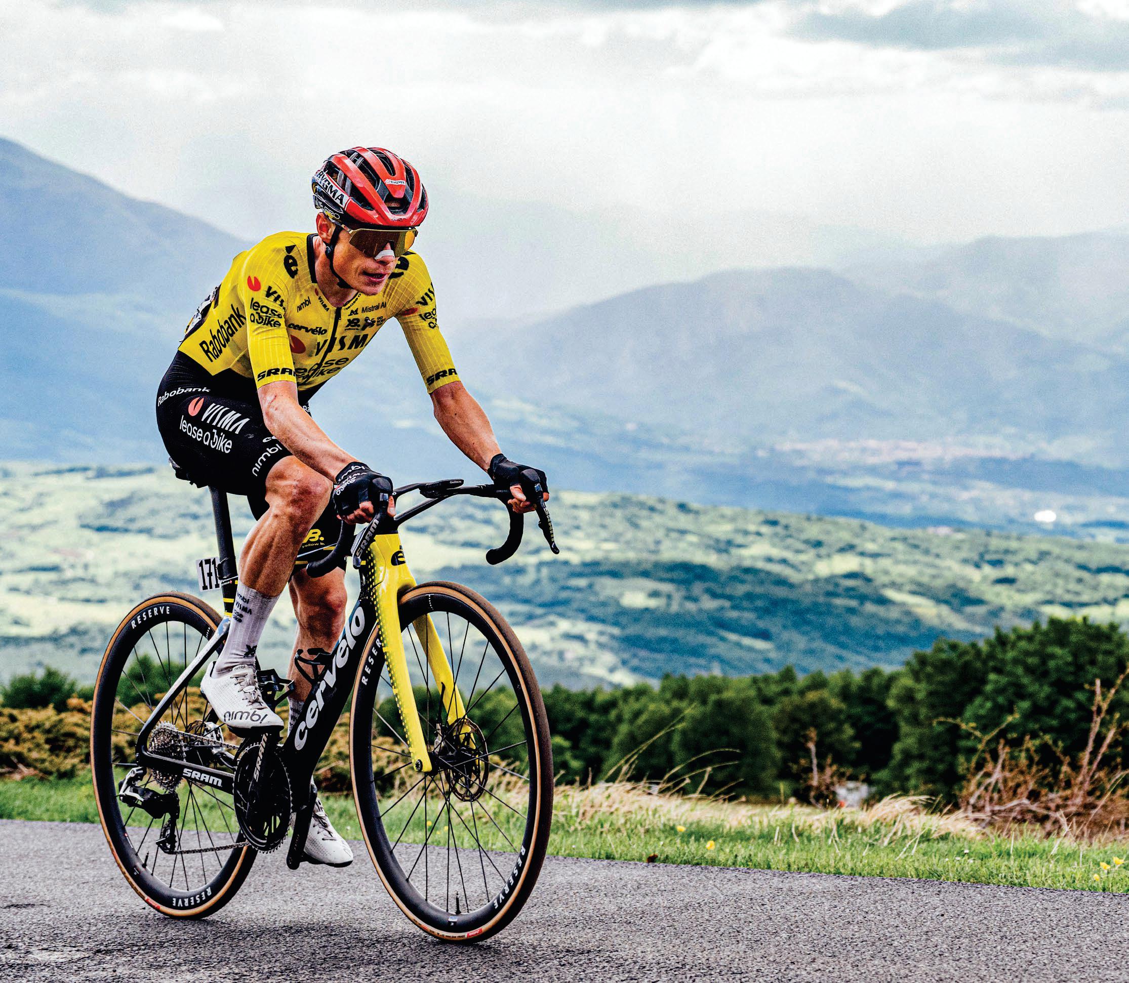 Vingegaard in control at Giro after first week