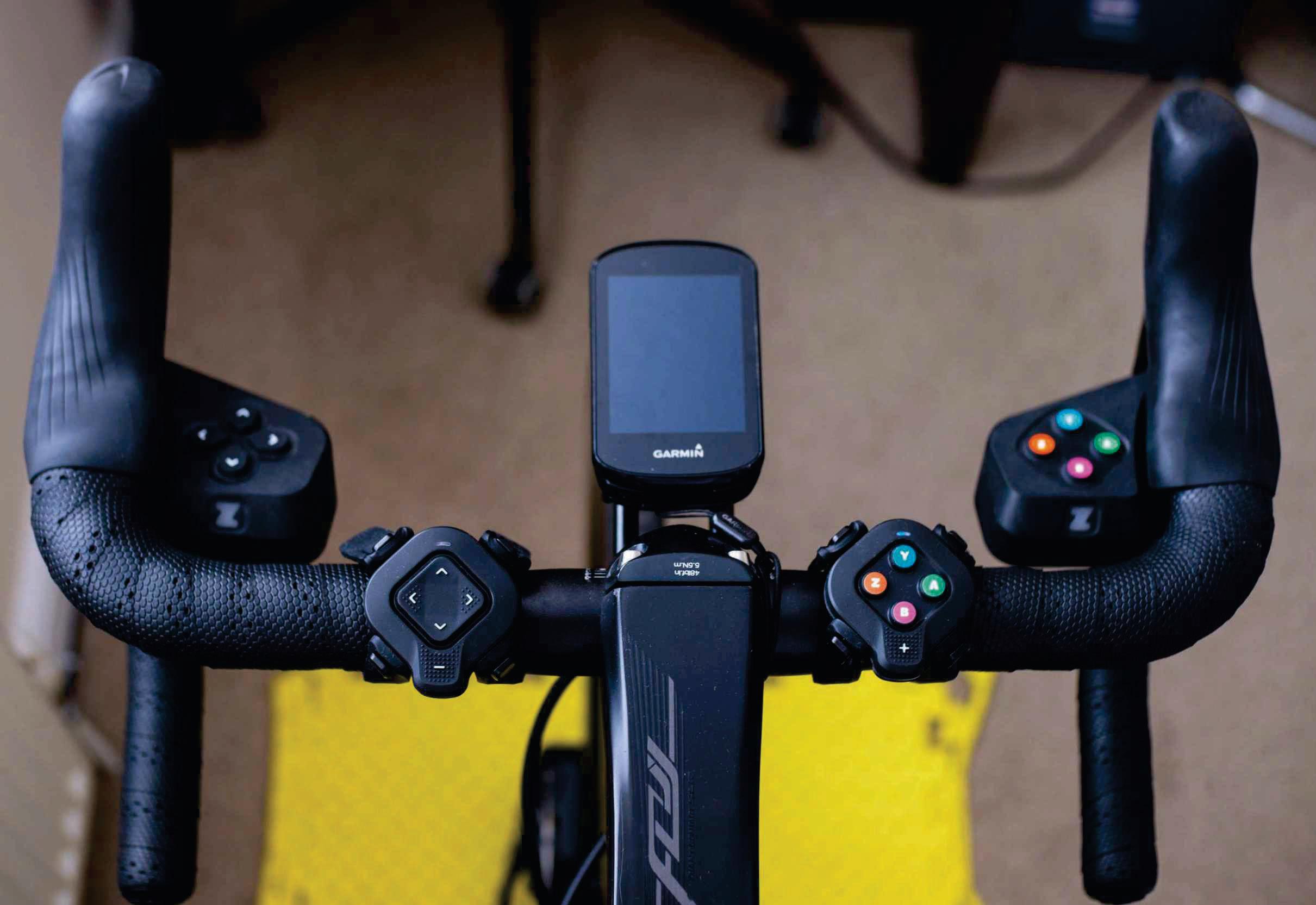 Zwift Click v2 controllers