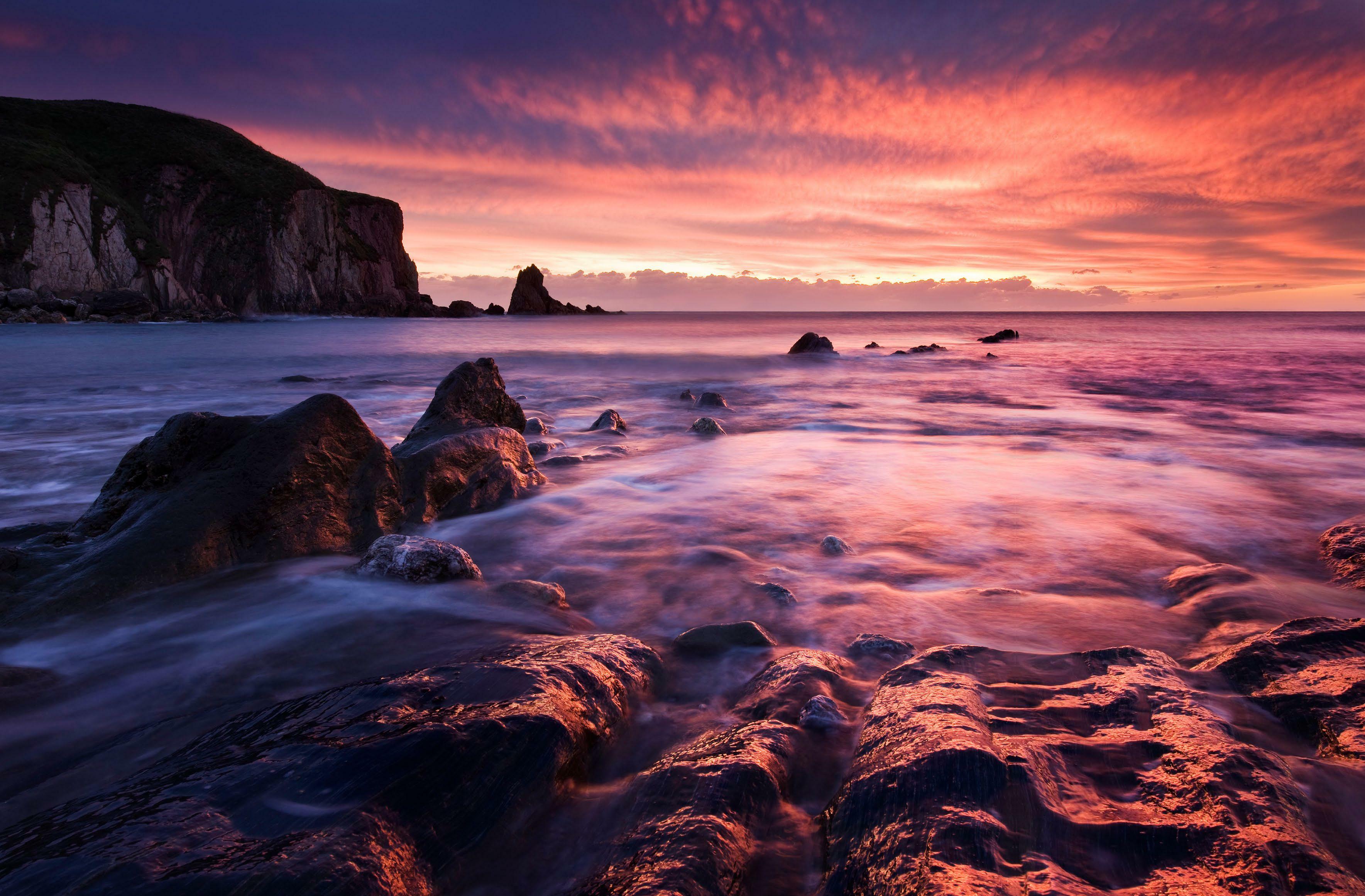 Racing the tides for a spectacular seascape