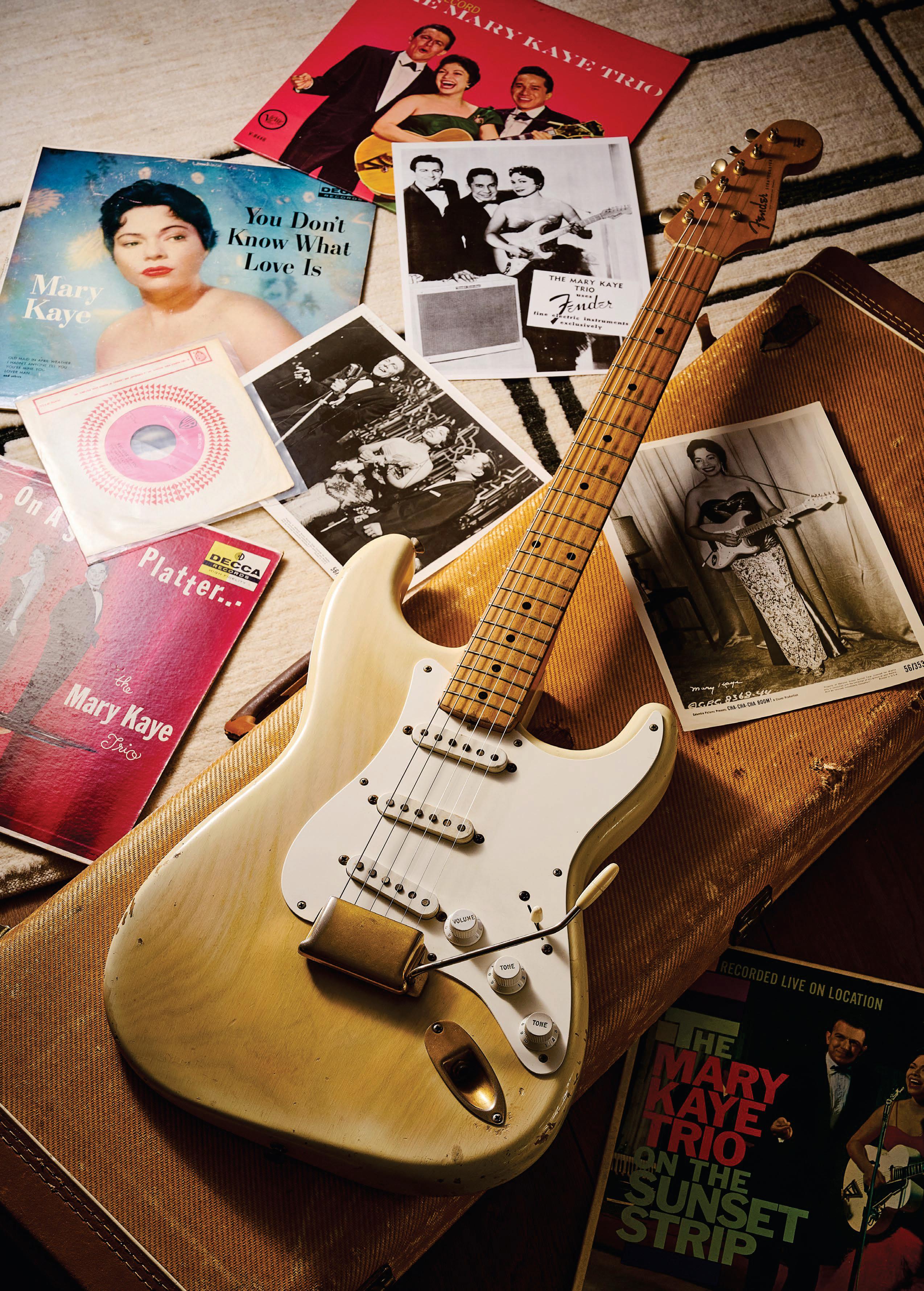 MARY KAYE STRATOCASTER