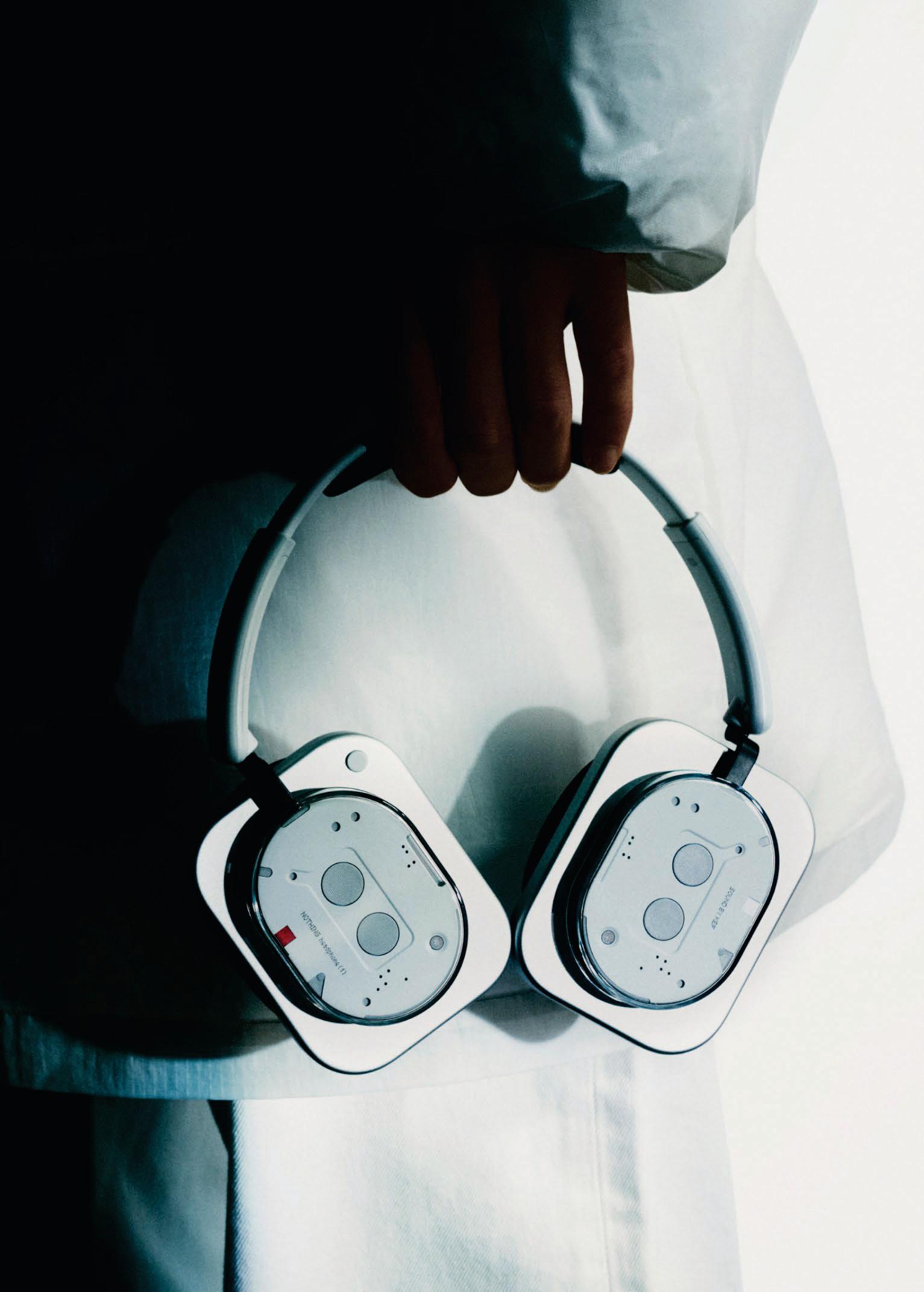 Nothing Headphone (1)