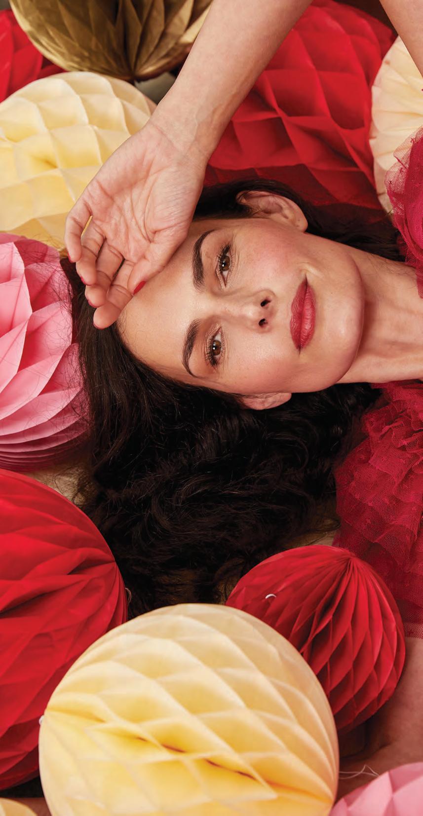 Help! I'M NOT QUALIFIED FOR Christmas!