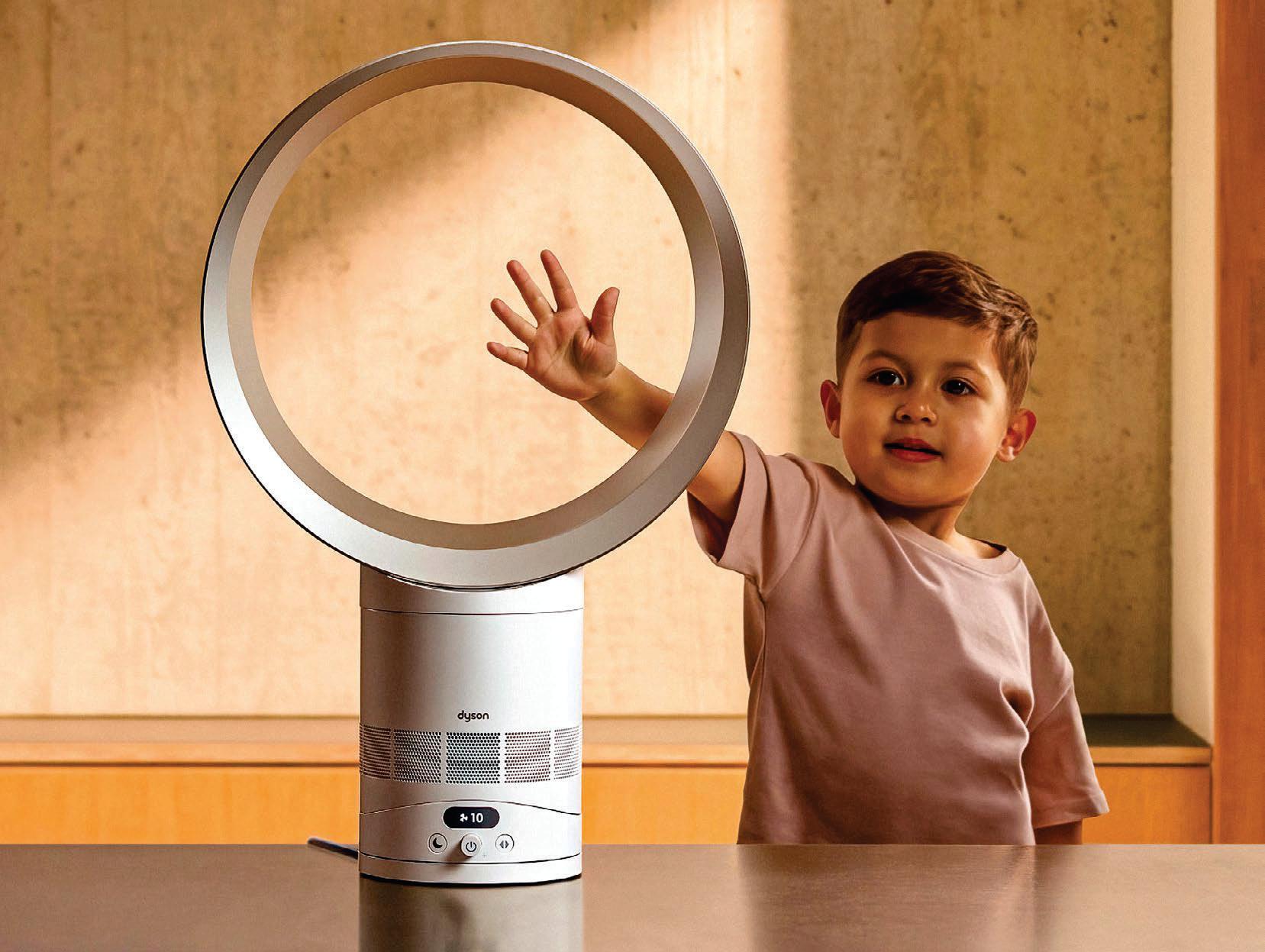 DYSON’S CF1 FAN PROVES THAT SIMPLICITY IS STILL EFFECTIVE