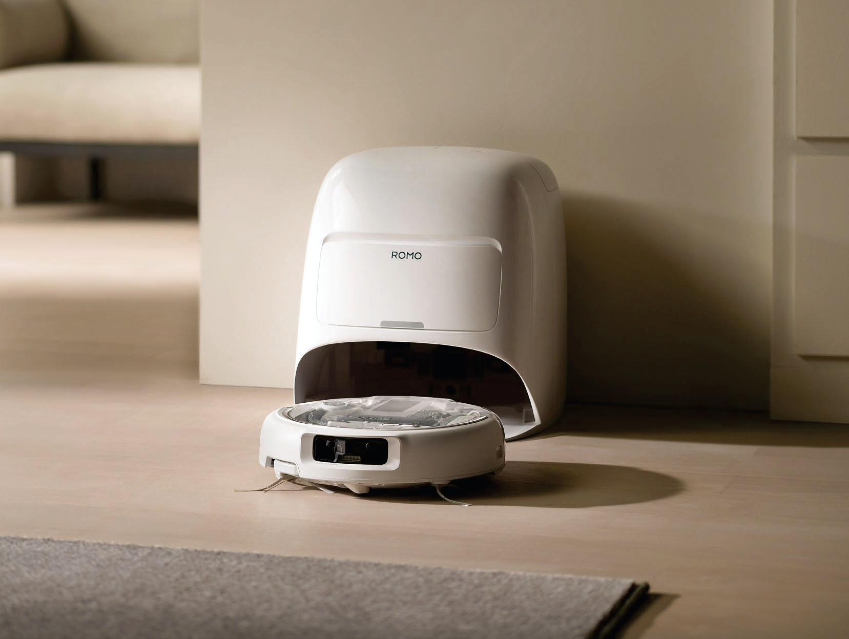 DJI'S FIRST EVER ROBOT VACUUM IS FINALLY HERE