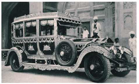 WORLDLY TASTES OF INDIAN ROYALTY